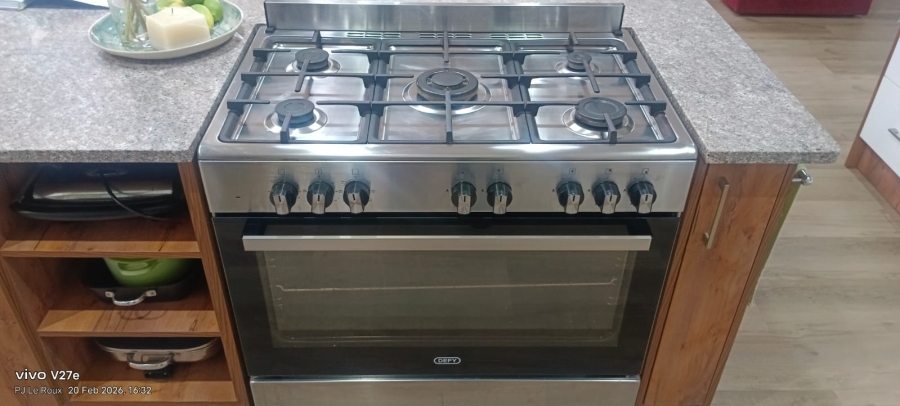 5 Bedroom Property for Sale in Monte Christo Western Cape